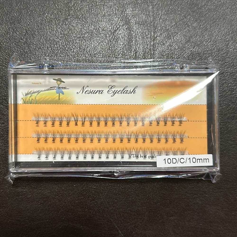 Eyelash extension clusters
